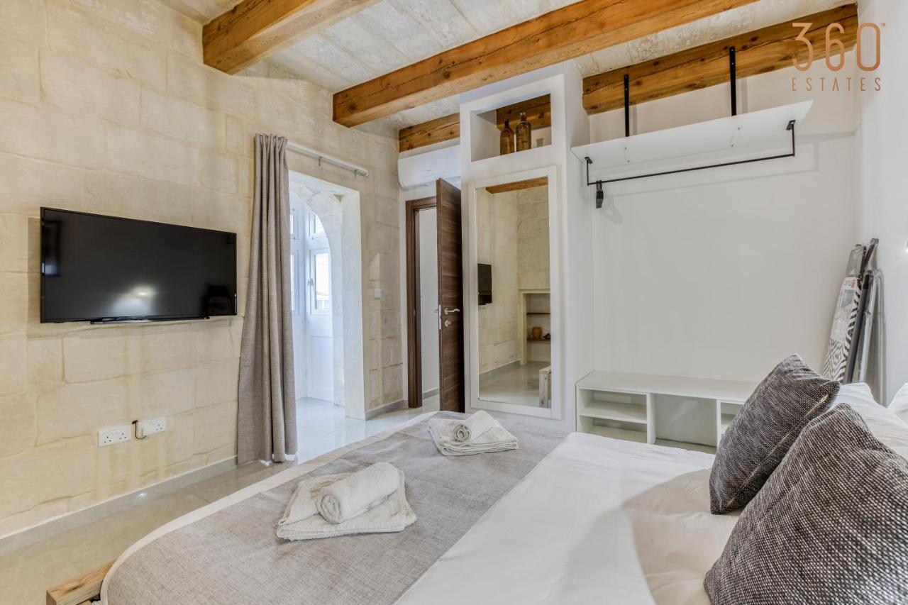 A Lovely 1Br Home With Balcony Just Off The Coast By 360 Estates Saint Julian's Ngoại thất bức ảnh