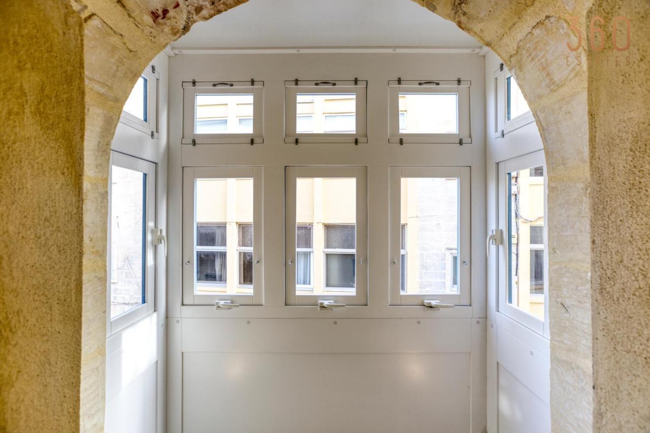 A Lovely 1Br Home With Balcony Just Off The Coast By 360 Estates Saint Julian's Ngoại thất bức ảnh